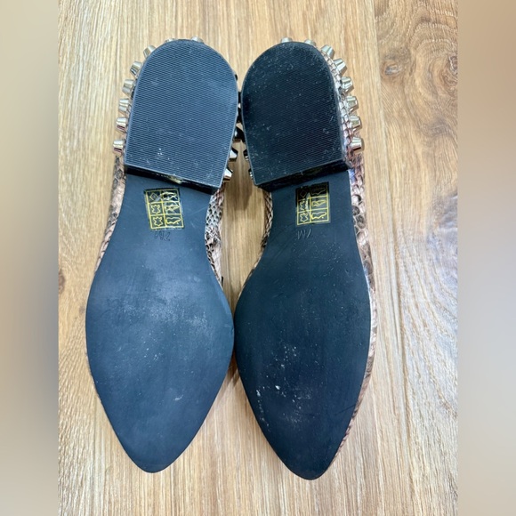 Jeffrey Campbell 7M Barnett Snake Embossed Studded Heel Loafer Python Brown LNC - Picture 6 of 7